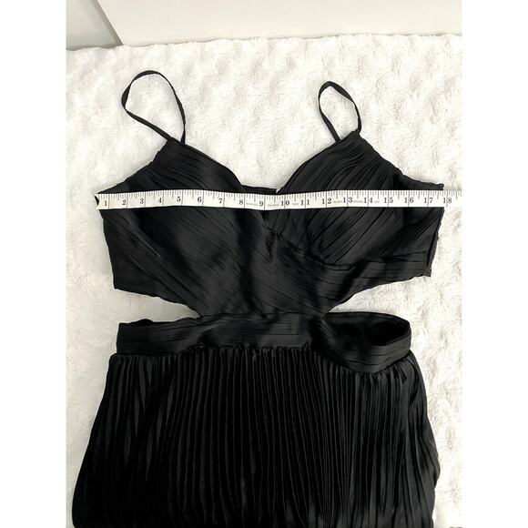 NWOT Lulus Got the Glam Black Pleated Cutout Event Party Elegant Maxi Dress L - Picture 6 of 8